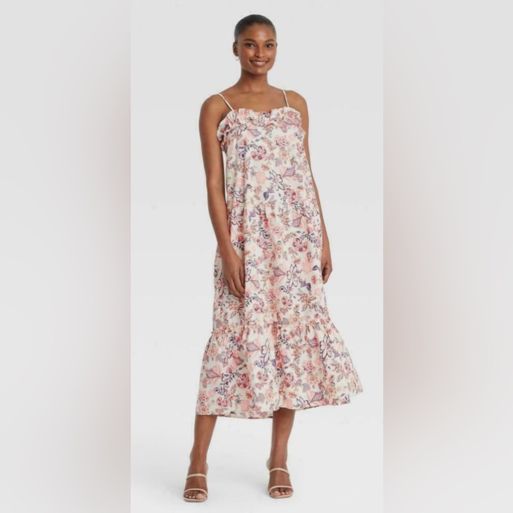 NWOT WHO WHAT WEAR Floral Maxi